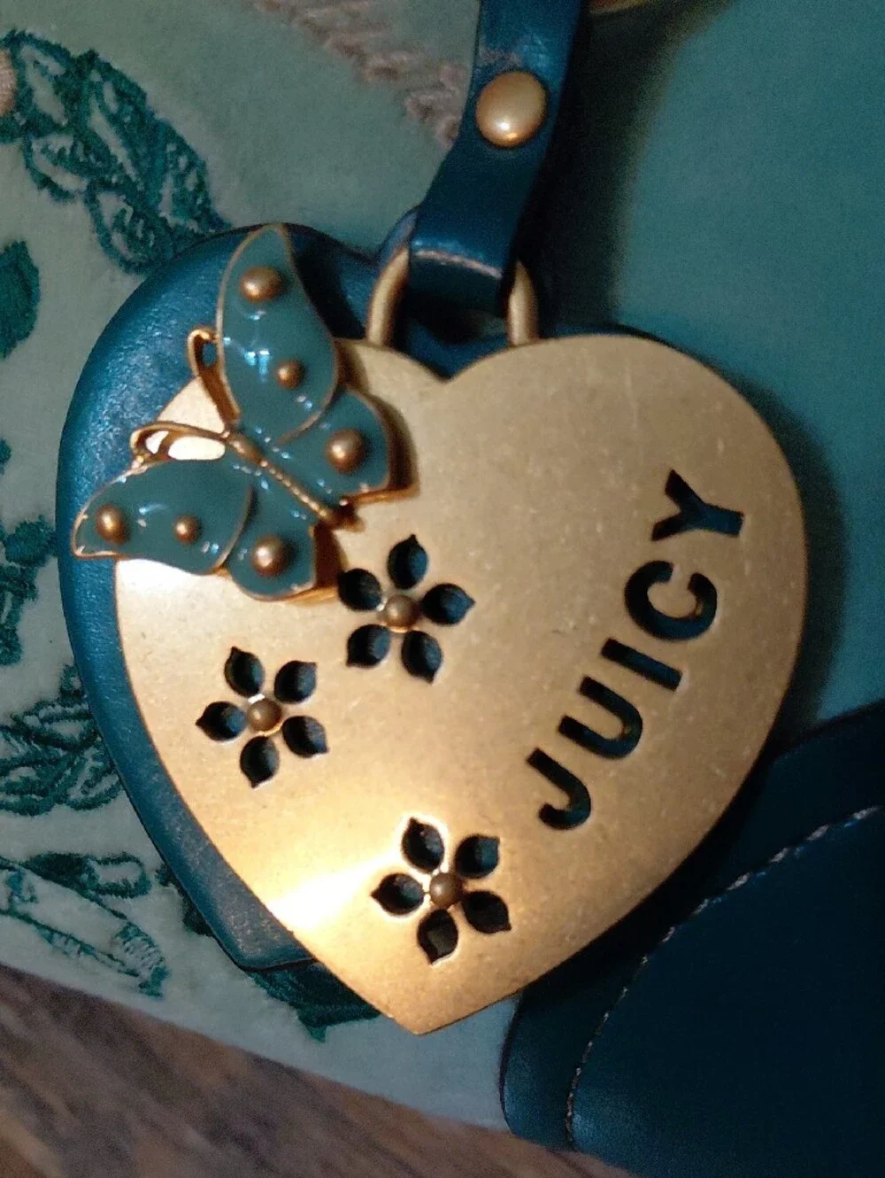 RARE P&G ERA VINTAGE Y2K Juicy Couture Mint and Teal Bowler Bag w/Charm & Mirror